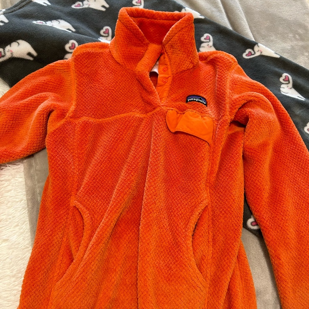 Orange Patagonia pullover